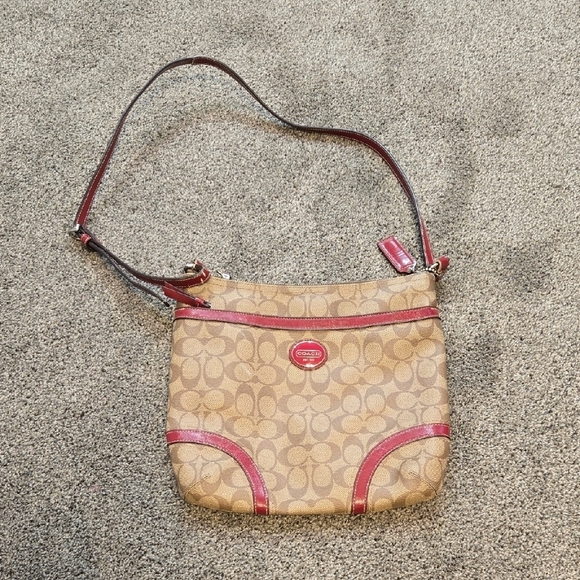 Vinyage Coach H1294-F18926 Crossbody Logo  Bag with Adjustable Strap - Picture 1 of 12